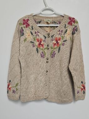 L.L. Bean Vintage Ramie Cardigan Sweater Women Size Med Floral Button Up Grandma